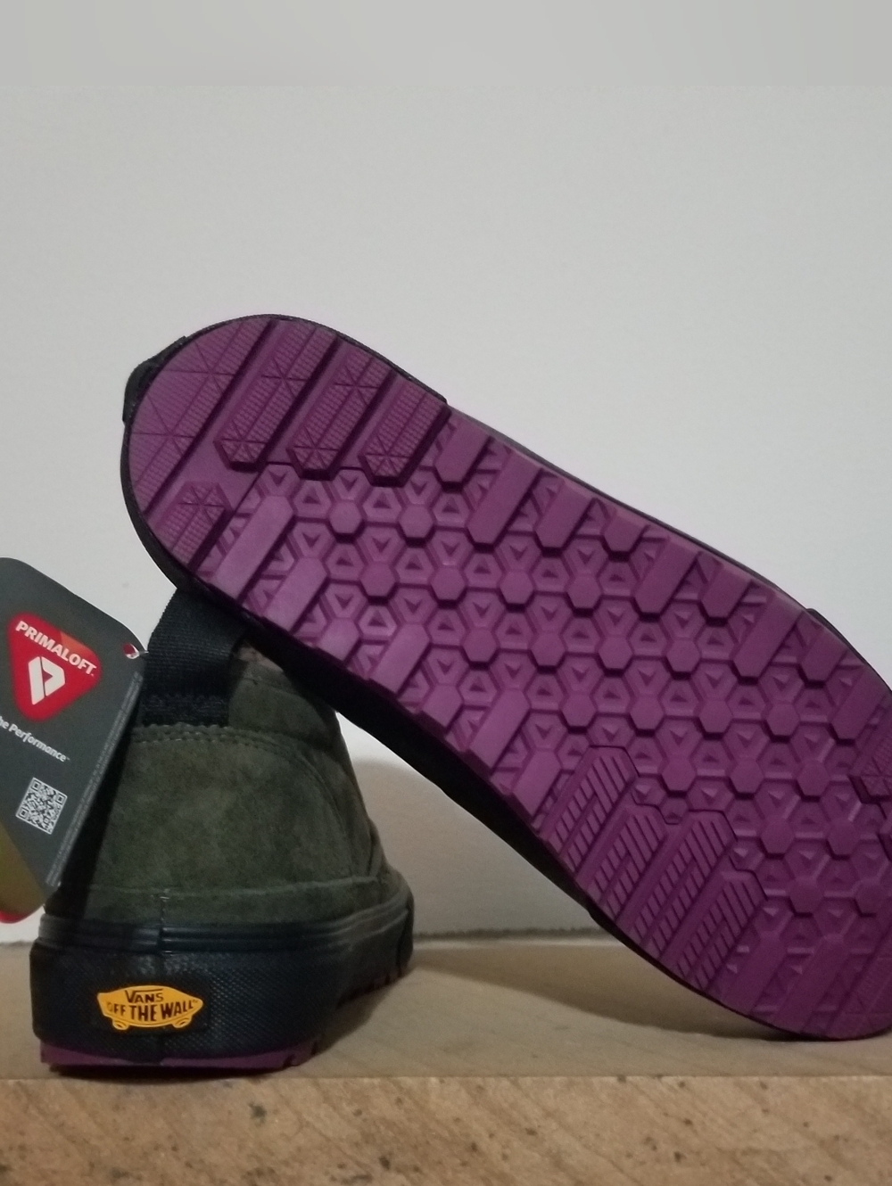 NEW! Vans MTE Olive Suede Slip-On Mid with Black Midsole sz 9 NWT - Picture 10 of 11